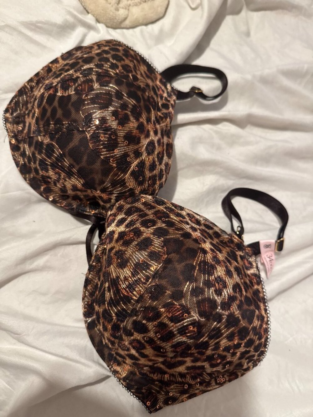 NWT Victoria’s Secret Glam Sequin Animal Print Lightly Lined Bra 34DDD